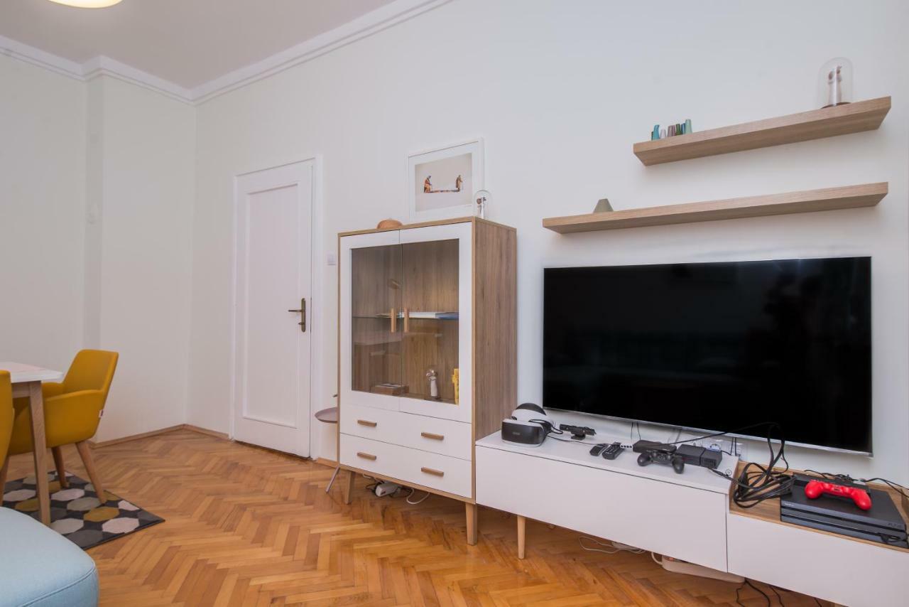 Designer & Luxurious, Business, One Bedroom Apartment In Top Central Sofia By Flat Mаnager Εξωτερικό φωτογραφία
